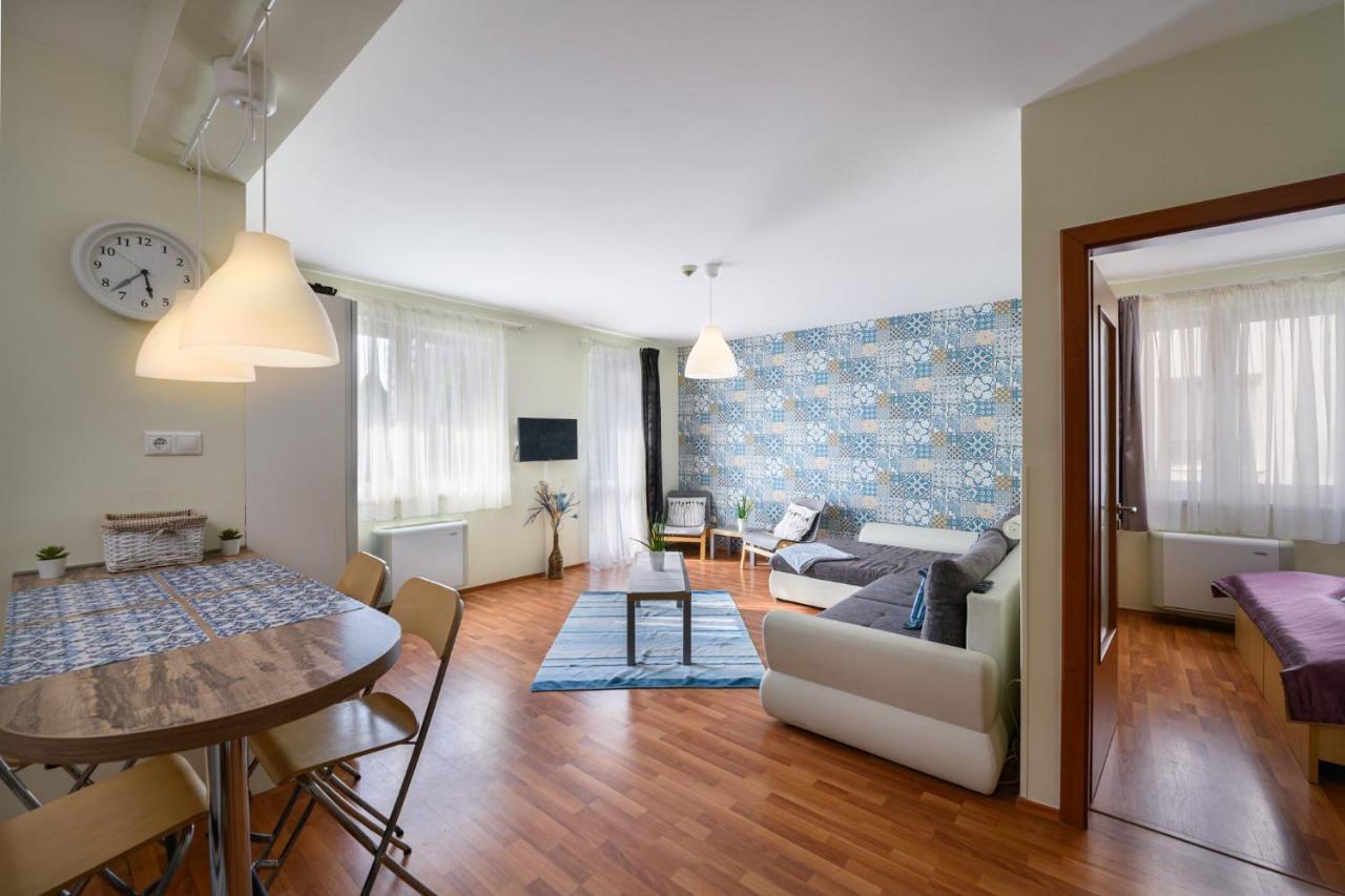 Mirage Wellness Apartman Hajduszoboszlo Exterior photo