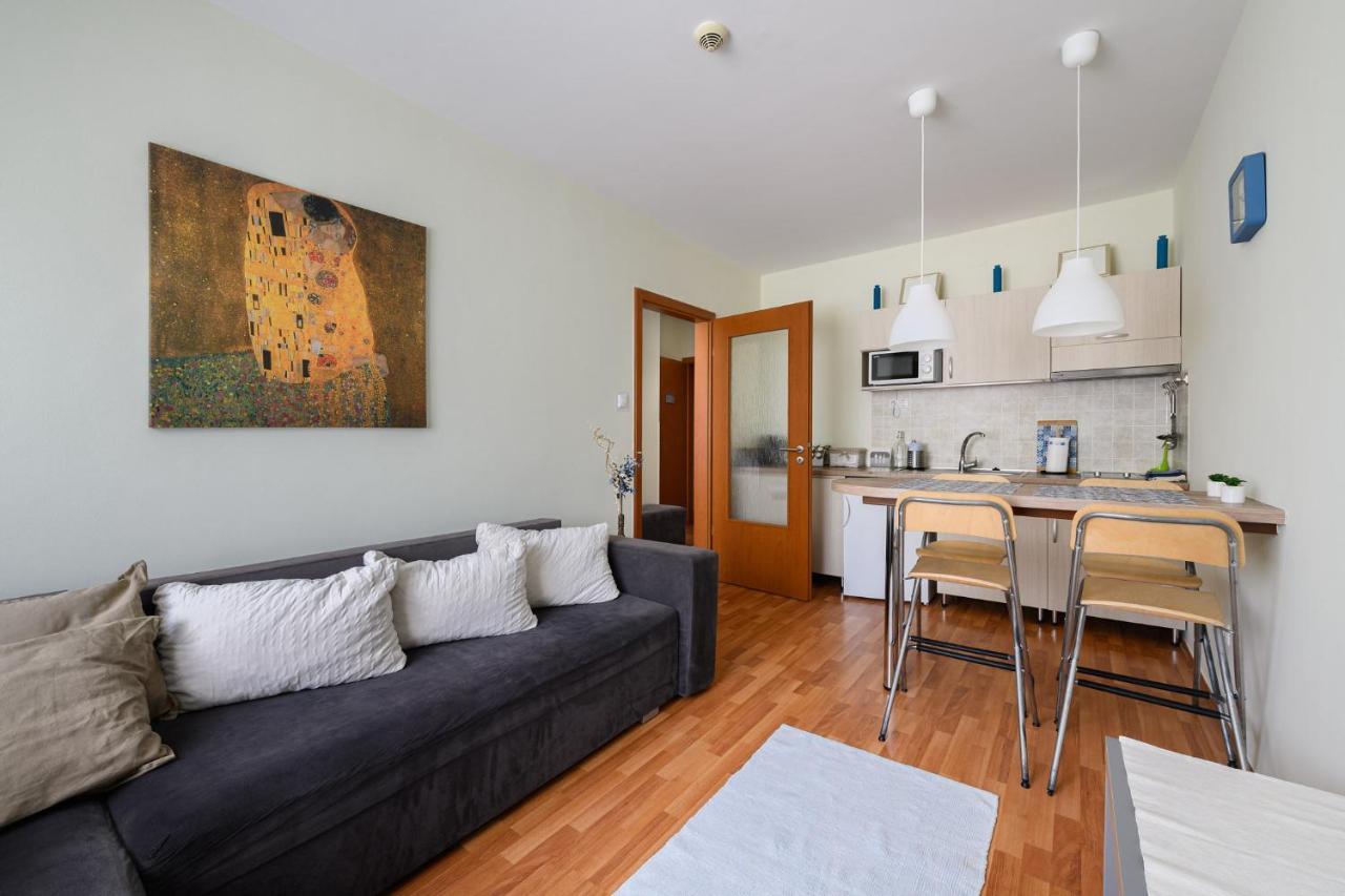 Mirage Wellness Apartman Hajduszoboszlo Exterior photo